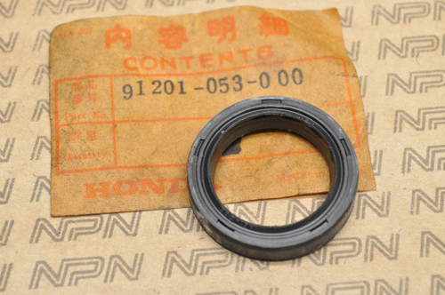 NOS Honda Trail 90 CT90 K0-1979 Counter Shaft Oil Seal 27x37x7 91201-053-000