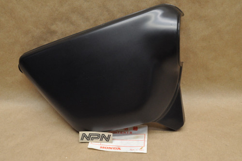 NOS Honda XL125 K1-1976 Black Right Side Cover Panel 83540-365-670B