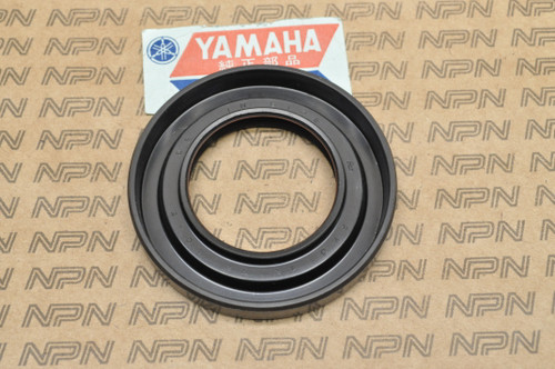 NOS Yamaha DT1 DT2 DT3 RT1 RT2 RT3 YZ250 YZ360 Crank Shaft Oil Seal 93103-42045