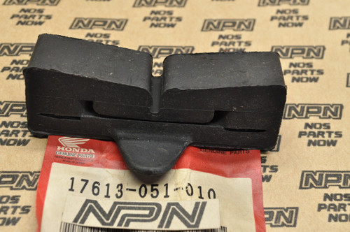 NOS Honda ATC70 CB125 CL70 SL70 SL90 XL70 XR75 Tank Mount Rubber 17613-051-010