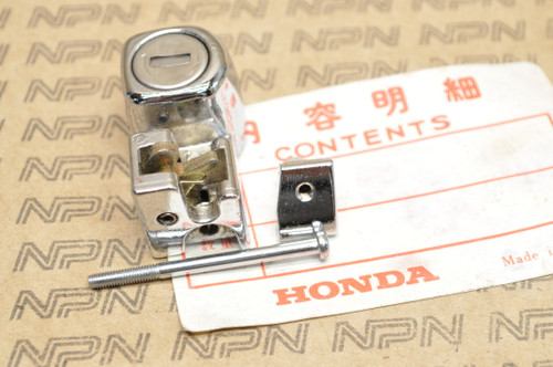 NOS Honda CB200 CB350 CB400 CB500 CB750 CL350 Gas Cap Lock Latch 17550-377-315