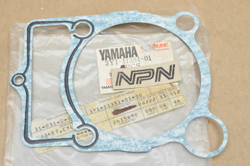 NOS Yamaha SR250 TT250 XT250 Cylinder Base Gasket 3Y1-11351-01