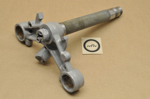 NOS Honda CL175 K0 Steering Stem Lower Fork Clamp 53200-240-010 Z