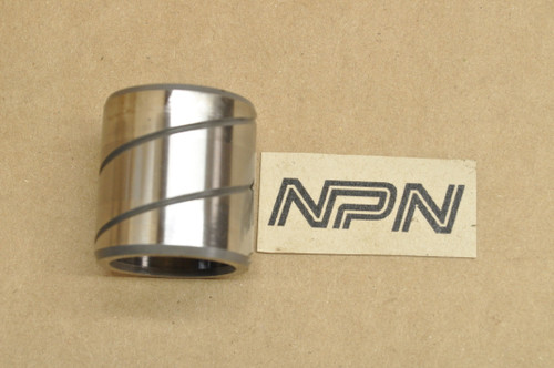 Vtg Used OEM Yamaha R5 RD250 RD350 RD400 RZ350 TX500 XS500 Spacer 278-16181-01