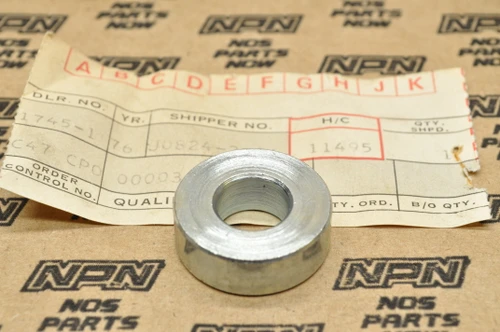 NOS Honda CT70H K0-K1 CT70 K0-K4 1976-82, 1991-94 Rear Axle Collar 42313-098-000