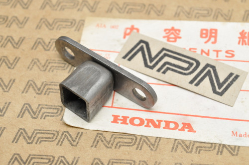 NOS Honda CB360 T Cam Chain Tensioner Holder 14530-369-000