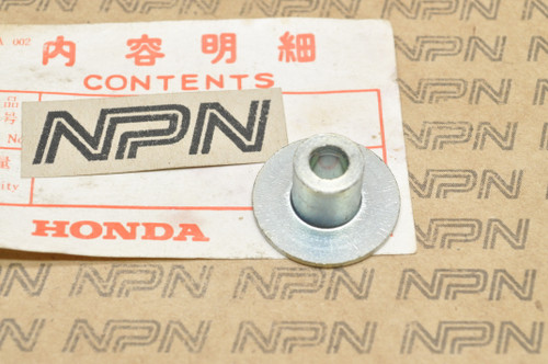 NOS Honda CB125 CR125 CR250 MR175 MT250 TL250 XL75 Tank Collar 17508-357-000