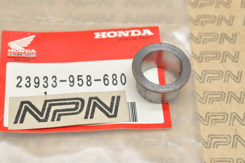 NOS Honda 1982-83 ATC200 E Big Red Drive Low Gear Bushing 23933-958-680