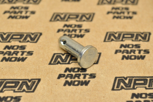 NOS Honda CB175 CB350 CB450 CL175 CL350 CL450 XL250 Seat Hinge Pin 77203-317-670