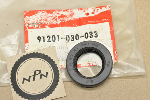 NOS Honda ATC200 CB125 CL90 CT90 SL125 SL90 ST90 XL200 Oil Seal 91201-030-033