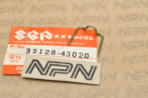 NOS Suzuki PE175 PE250 PE400 Head Light Lamp Unit Spring 35128-43020