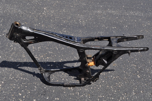 Vtg Used OEM Hond CD175 K3 Frame , Crankcase w/ Street Legal Document 50100-303-060 Z