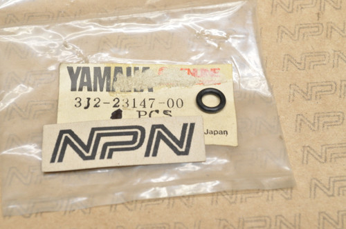 NOS Yamaha FJ600 FZ750 IT250 IT490 TT600 XV750 YZ250 YZ490 O-Ring 3J2-23147-00