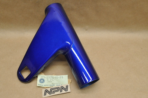 NOS Yamaha TX500 XS500 Blue Right Fork Ear Cover Light Stay Bracket 371-23131-61-F8