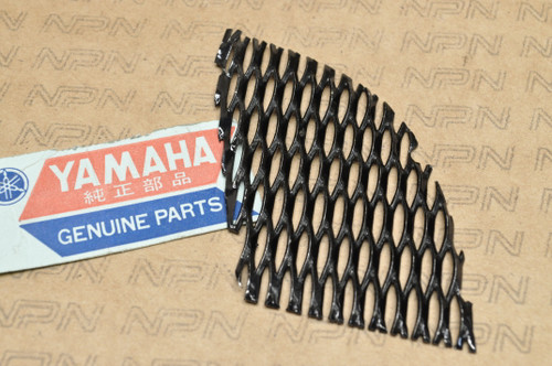 NOS Yamaha TX500 XS500 Upper Left Side Cover Vent Net Grille 371-21785-00