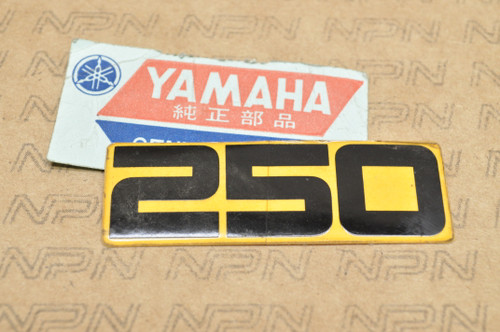 NOS Yamaha 1977-78 IT250 YZ250 Side Cover Emblem Decal Sticker 1W3-21786-00