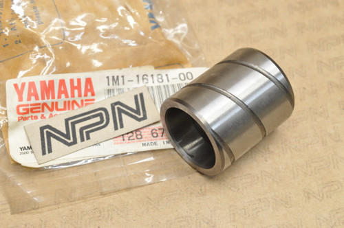NOS Yamaha DT250 DT400 IT250 IT400 YZ250 YZ400 Collar Spacer 1M1-16181-00