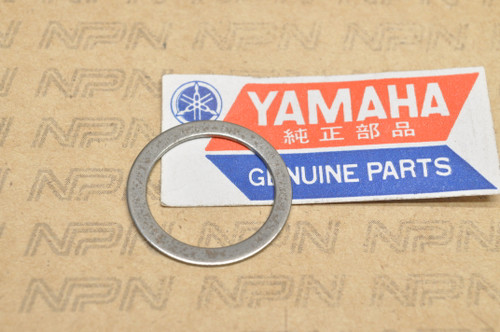 NOS Yamaha DT1 DT400 IT400 R5 RD250 RT1 TW200 XT250 XT550 Washer 90201-22283