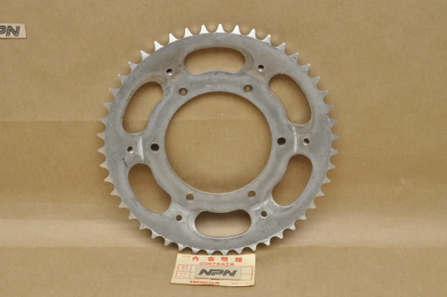NOS Honda 1975-76 CR250 M Alloy Rear Chain Drive Sprocket 47T 41201-381-000