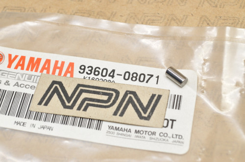 NOS Yamaha DT400 GT80 IT400 MX250 R5 RD250 TX650 YZ250 Dowel Pin 93604-08071