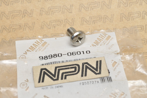 NOS Yamaha WR250 XT225 XT600 YFM700 YZ250 Pan Head Screw 98980-06010