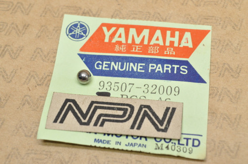 NOS Yamaha DT250 DT360 RT100 TW200 WR250 XT350 YZ125 YZ80 Ball 93507-32009
