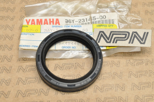 NOS Yamaha WR200 YZ125 YZ250 YZF600 YZF750 Front Fork Oil Seal 36Y-23145-00