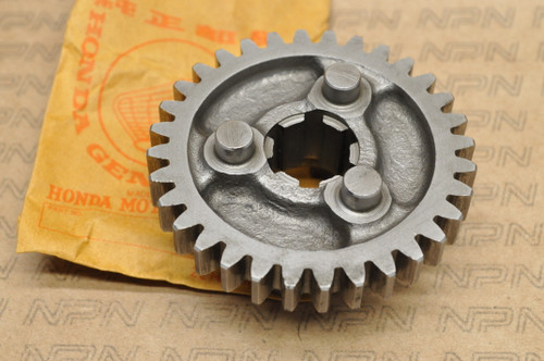 NOS Honda CA160 CB160 CL160 Countershaft Second 2nd Gear 32T 23441-216-000