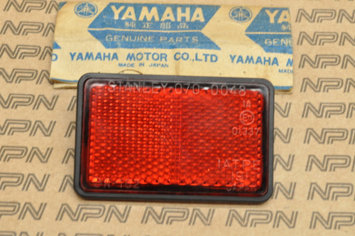 NOS Yamaha FJ1100 FJ1200 FJ600 FZ750 XJ600 XT225 Rear Reflector 3G1-85130-01