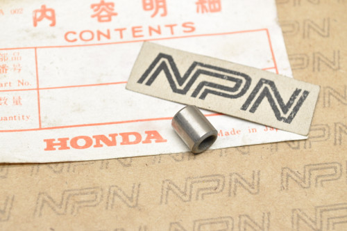 NOS Honda C100 CA100 C102 CA102 Clutch Roller 91102-001-000