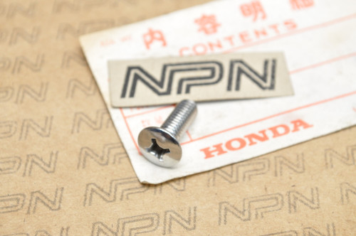 NOS Honda CA95 CB92 CL125 CM91 CT90 SS125 Cover Oval Screw 6x18 93700-06018-02