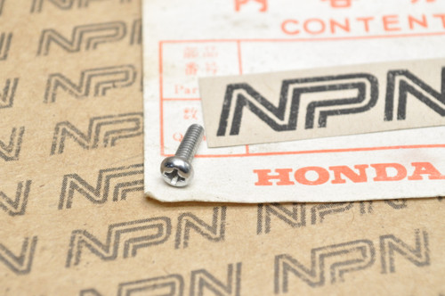 NOS Honda CA72 CA77 CB450 CB72 CB750 CB77 CL72 CL77 S65 Screw 3x10 93500-03010-0B