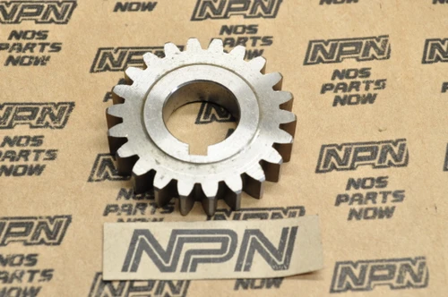 NOS Honda C100 CA100 C102 CA102 C105 T CA105T Timing Gear 22T 14311-011-000