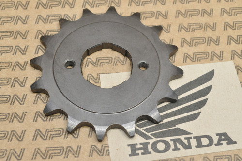 NOS Honda CL72 Front Chain Drive Sprocket 16T 23801-273-820
