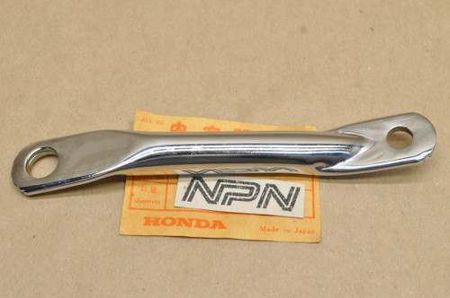 NOS Honda CL175 K3-K4 Exhaust Muffler Mount Stay Bracket 18340-307-010