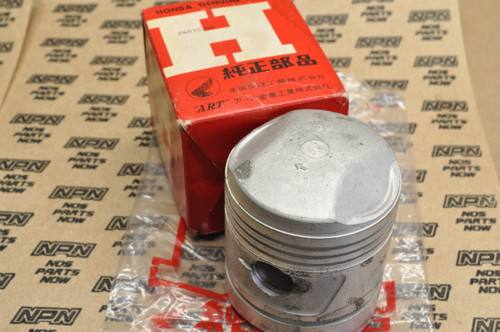 NOS Honda CA72 .25 Oversize Piston 13102-259-010