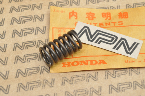 NOS Honda CL70 K0-K3 CT70 H SL70 K0-K1 XL70 K0-1976 Valve Spring 14761-051-000