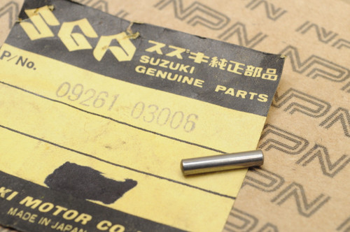 NOS Suzuki 1972-77 GT750 1969-70 TS250 Water Pump Pin  09261-03006