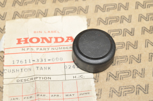 NOS Honda CB125 CL100 MT125 SL100 TL125 XL75 XR75 Tank Cushion 17611-331-000