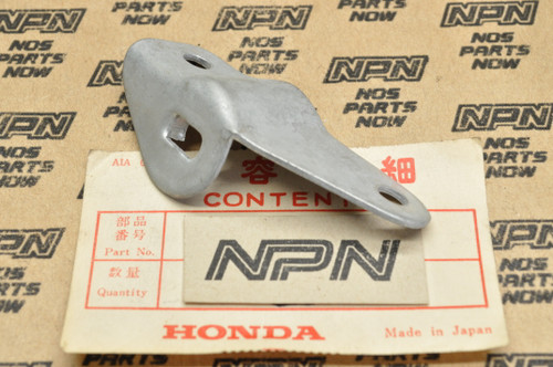 NOS Honda CA72 CA77 CB72 CB77 CL72 CL77 Spring Seat Bracket 23942-259-000