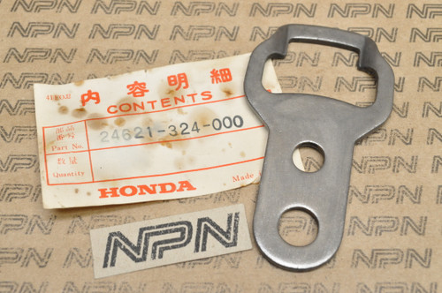 NOS Honda CB100 K1 CL100 K1 CL100S SL125 K0 Gear Shift Plate 24621-324-000