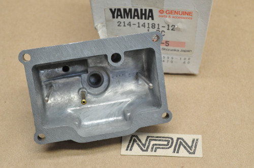 NOS Yamaha DT1 DT2 DT3 RT2 RT3 Carburetor Float Bowl Body Chamber 214-14181-12