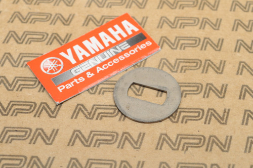 NOS Yamaha 1987-03 YFM350 Handle Bar Cable Side Plate #1 1UY-26158-00