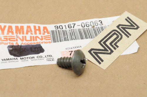 NOS Yamaha 1992-93 XJ600 Cowling Tapping Screw 90167-06063