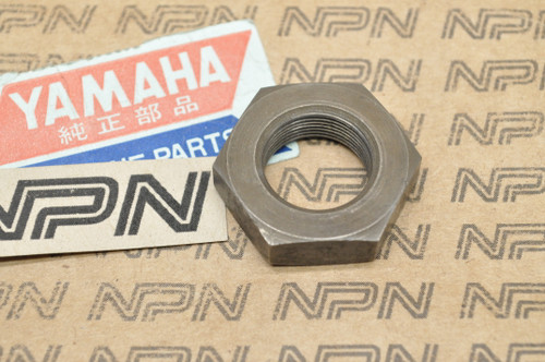 NOS Yamaha DT250 IT400 MX250 RD350 TD2 TX750 XS1 YZ250 YZ400 Nut 90170-18089