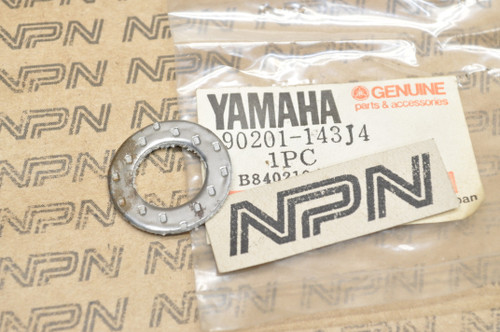 NOS Yamaha YFM200 Moto-4 YTM200 YTM225 Plug Plate Washer 90201-143J4