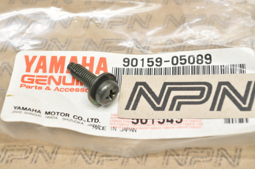 NOS Yamaha CE50 CG50 CW50 CY50 SH50 XC125 Screw w/ Washer 90159-05089