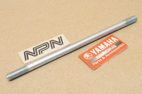 NOS Yamaha BW80 L5T YL2 YLMC Cylinder Bolt Stud 164-11361-00