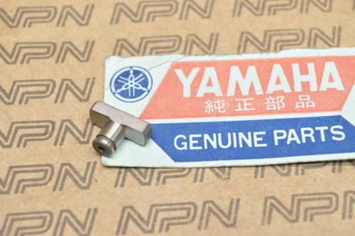 NOS Yamaha MG1 YG1 YGS1 YJ2 Shifter 122-18421-01