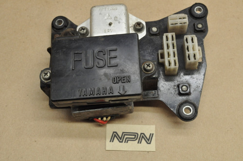 Vtg OEM Yamaha RD400 Fuse Box Regulator Rectifier Plate Tray Assembly 1J7-82170-40